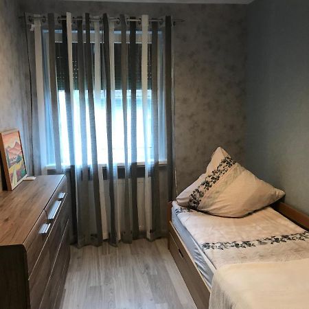 3 -Zimmer Wohnung Im Zentrum باد نيندورف المظهر الخارجي الصورة