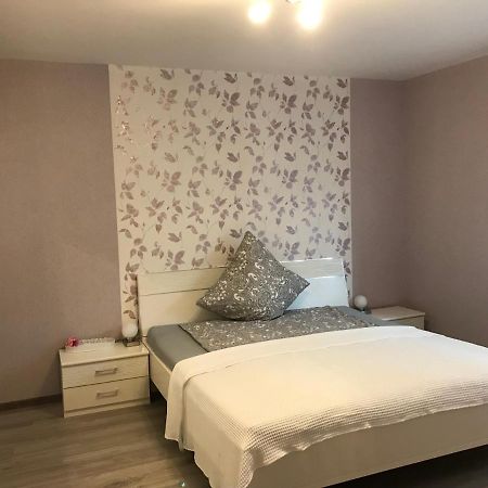 3 -Zimmer Wohnung Im Zentrum باد نيندورف المظهر الخارجي الصورة