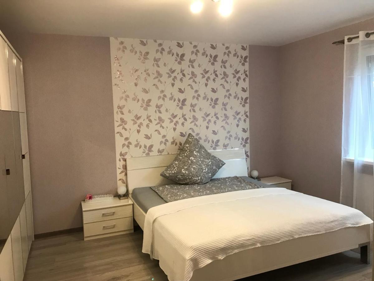 3 -Zimmer Wohnung Im Zentrum باد نيندورف المظهر الخارجي الصورة